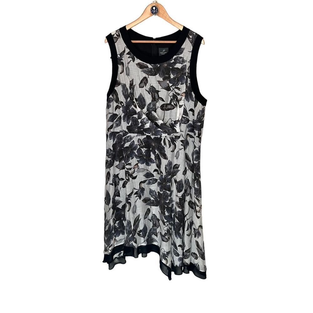 Adrianna‎ Papell Contrast Trim Print Black and Gray Sleeveless Dress 20W